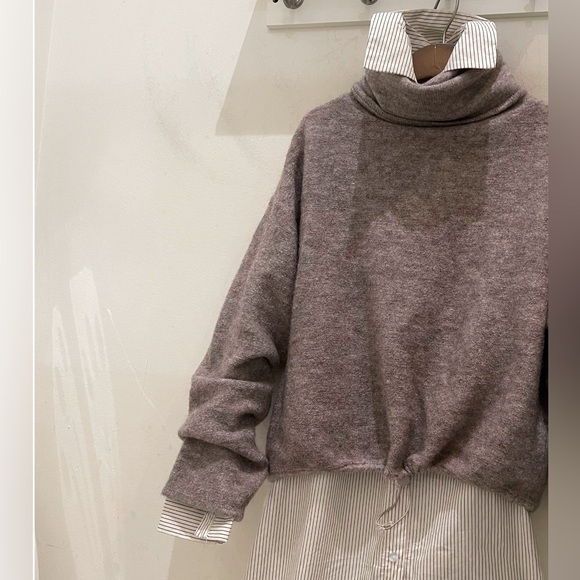 NWOT Carra turtleneck sweater with string - Picture 9 of 10